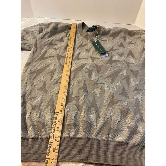 Tundra Canada Sweater Billy Cosby Geometric  taupe vintage style 5t399t NEW - Picture 3 of 6